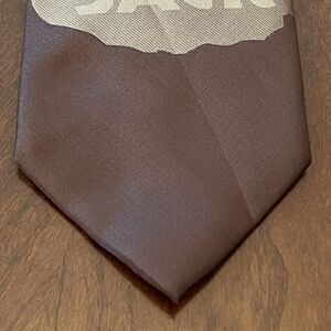 Duck Dynasty Brown “ hey Listen Here Jack” HandMade 100% Polyester Made In China